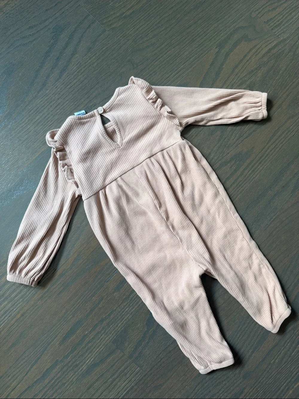Old Navy Baby Girl Ribbed Ruffle Romper 6-12M